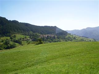 paesaggio lungo la valle del Lamone...